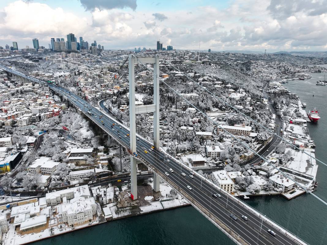 İstanbul tablo gibi! Boğaz gelinlik giydi… 4